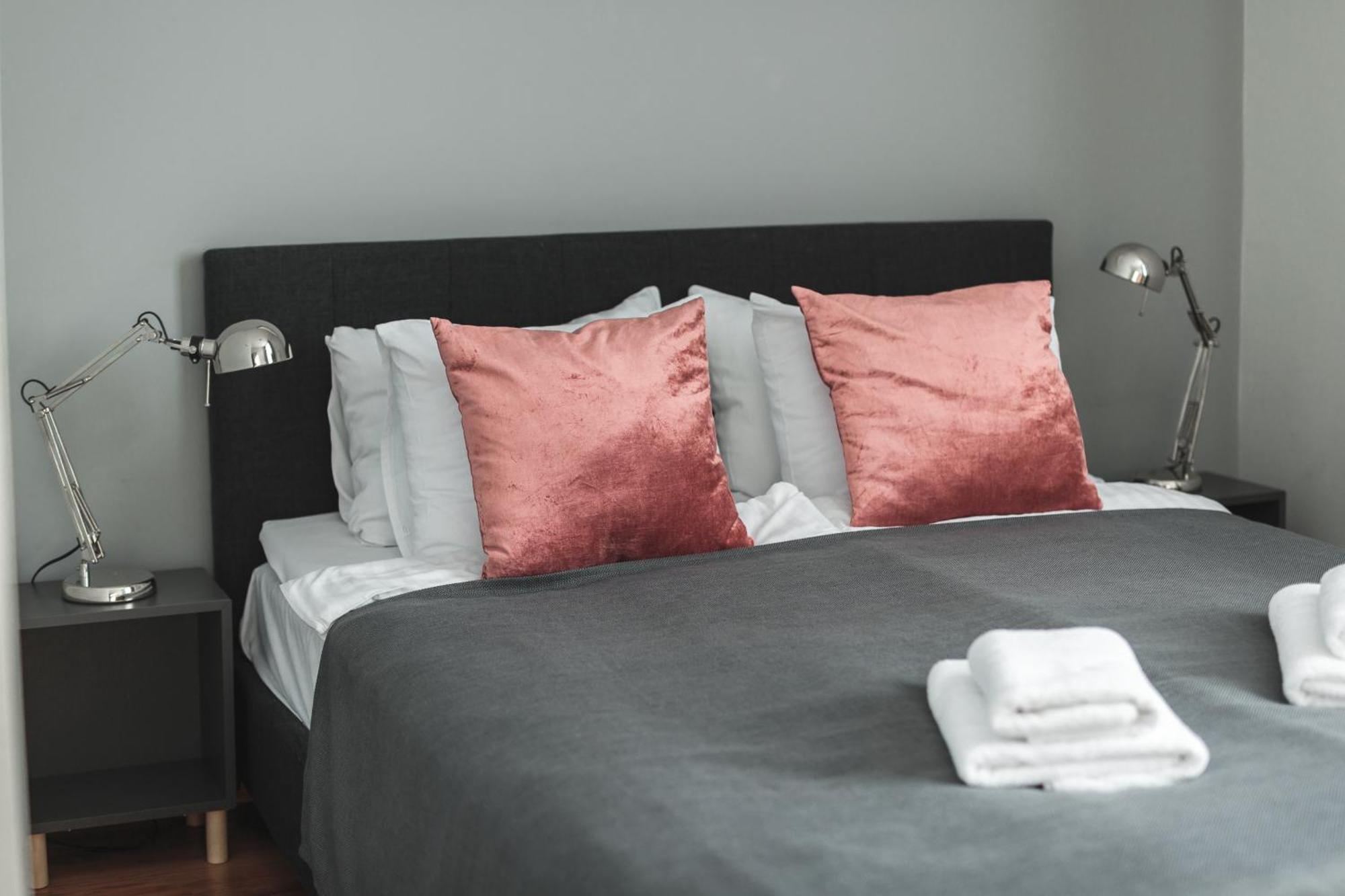 Bearsleys Downtown Apartments Riga Ngoại thất bức ảnh
